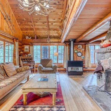 Zoe'S Log Cabin Welches Exterior foto